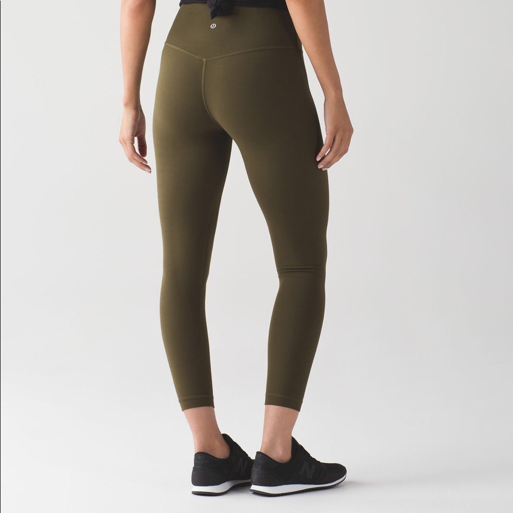 Cropped Lululemon Align Leggings